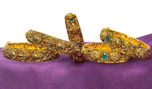 Timeless Elegance: Exploring Antique Bangles with Heritage Styling