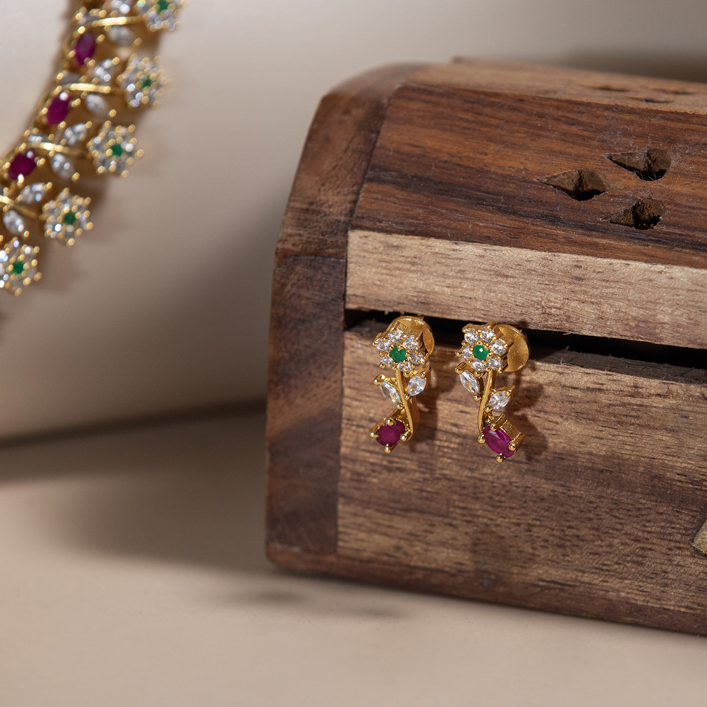 Festive Pink and Green Necklace Set with Floral Accents