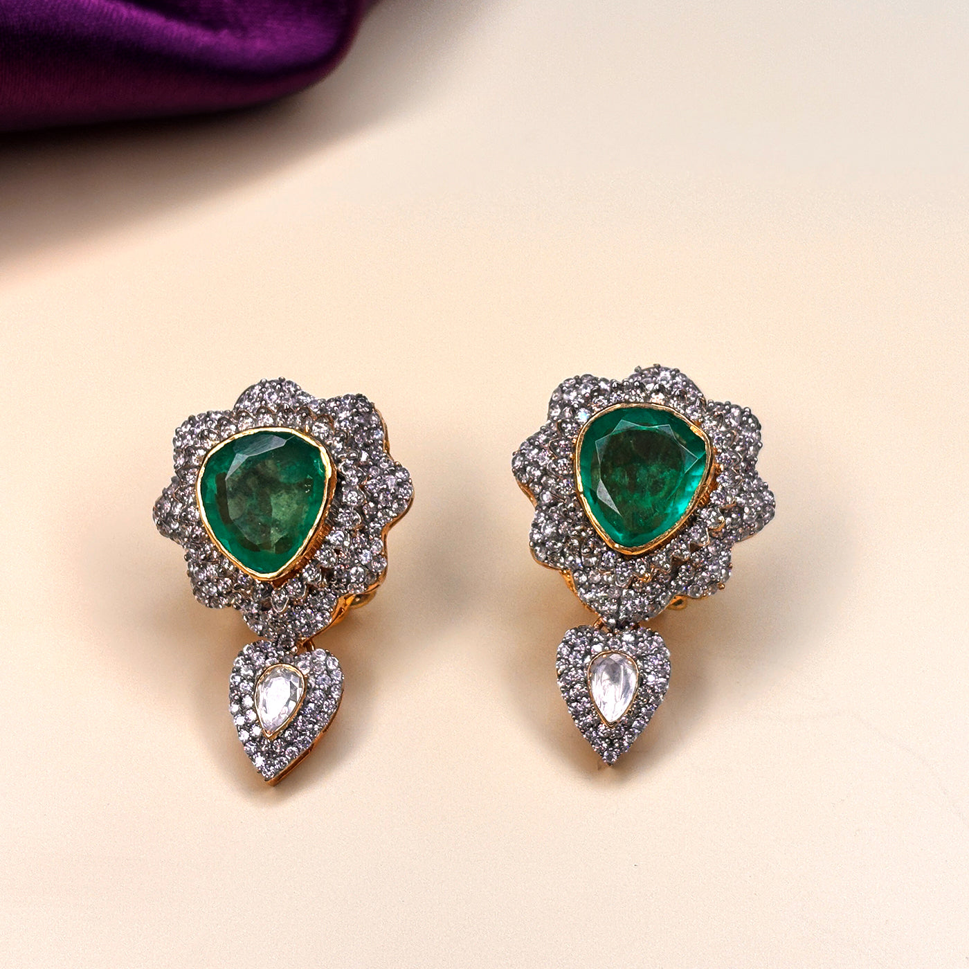 EMERALD FLORA NECKLACE SET