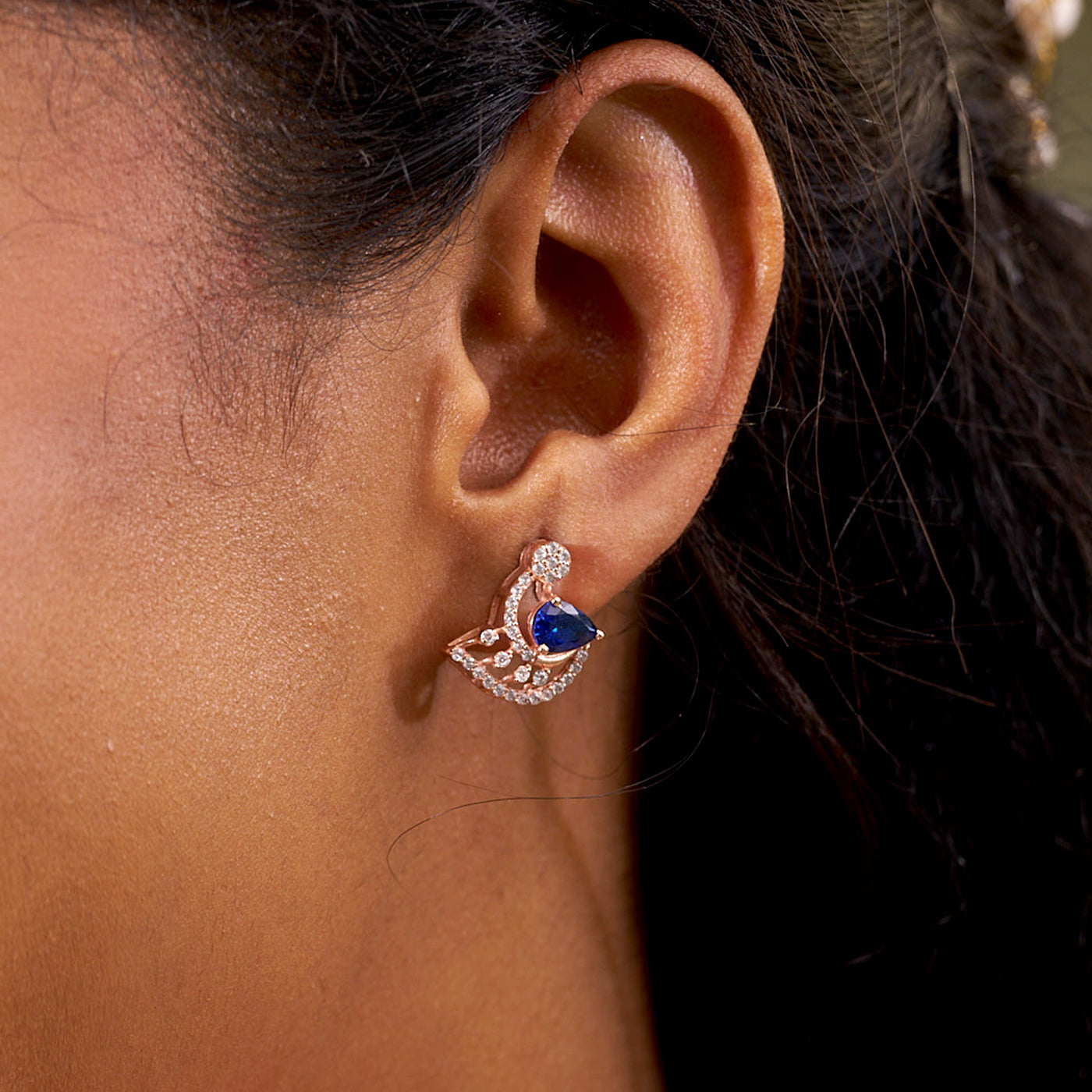 Blue Teardrop Necklace Set