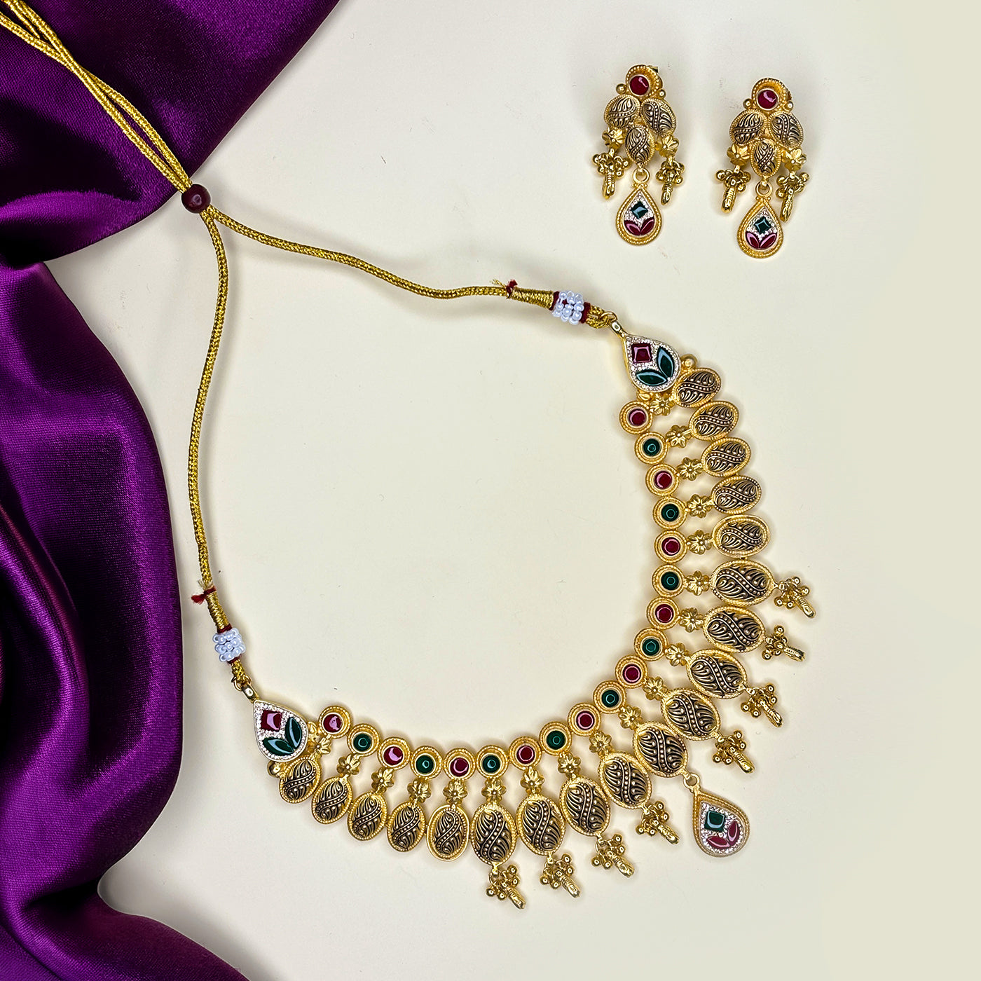IMPERIAL PAISLEY NECKLACE SET