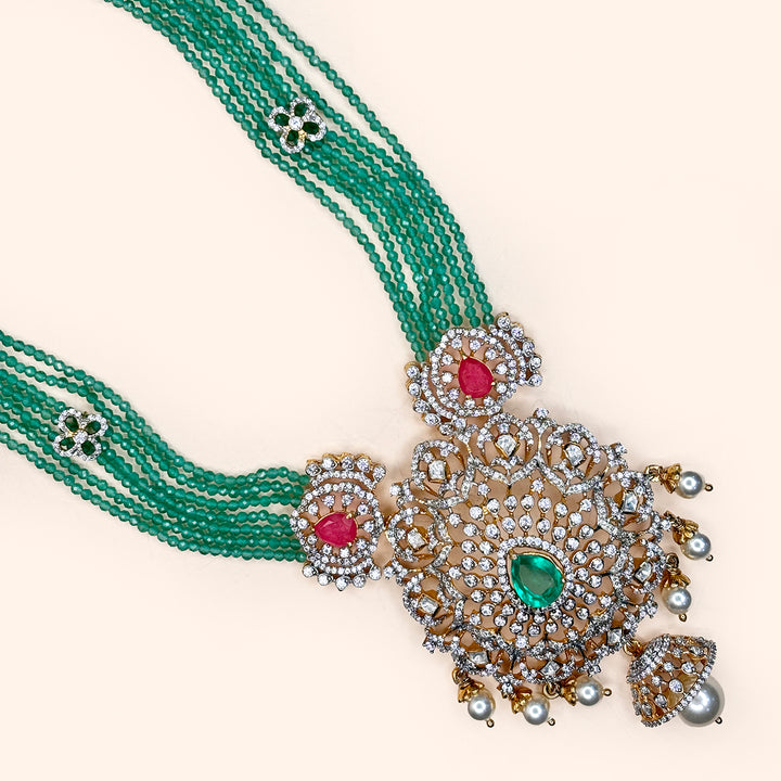 Floral Strand Medallion Set