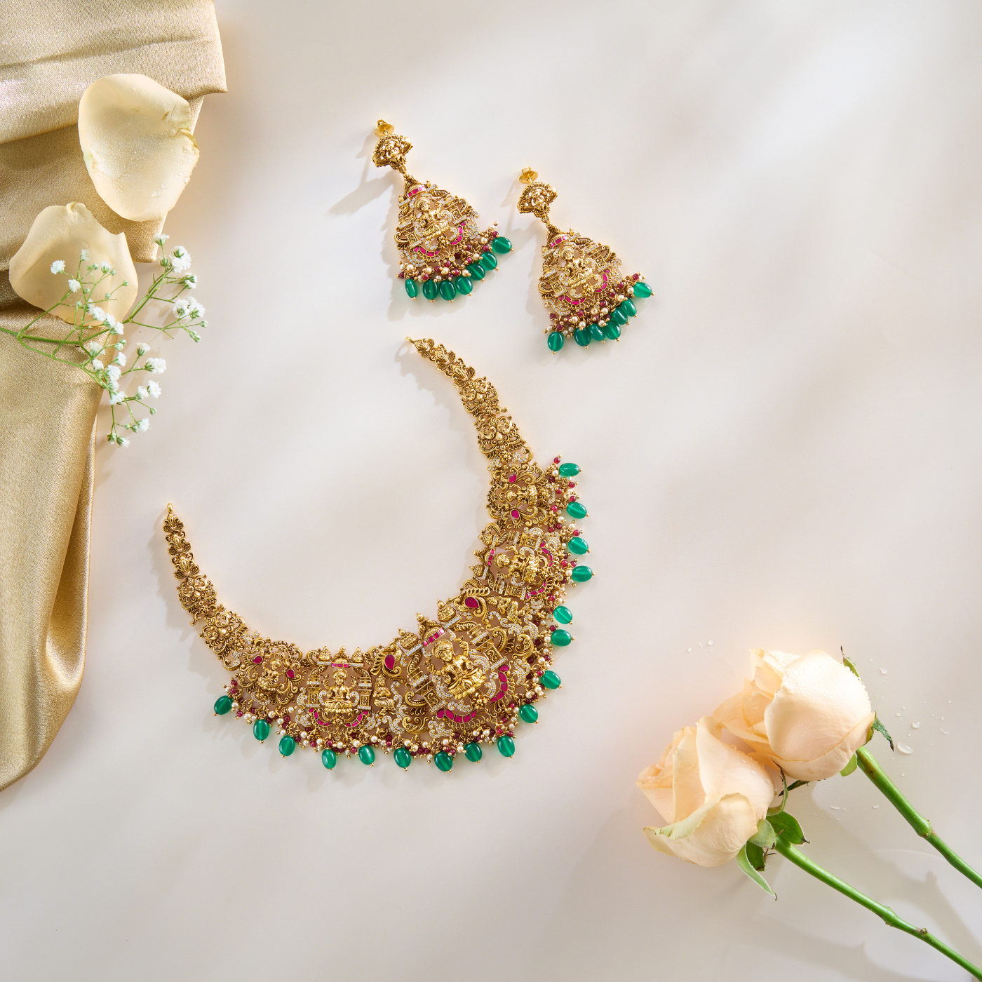 Majestic Heritage Nagas Necklace Set