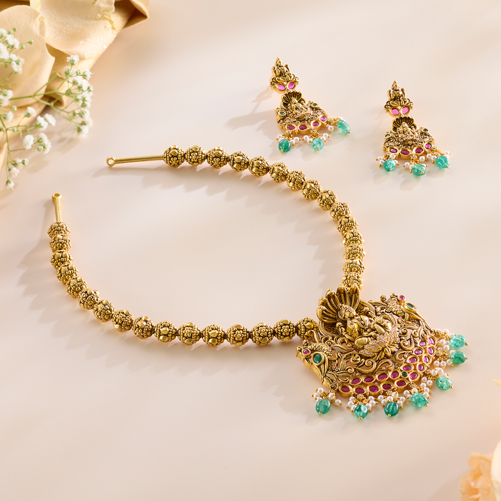 Regal Antique Long Necklace Set
