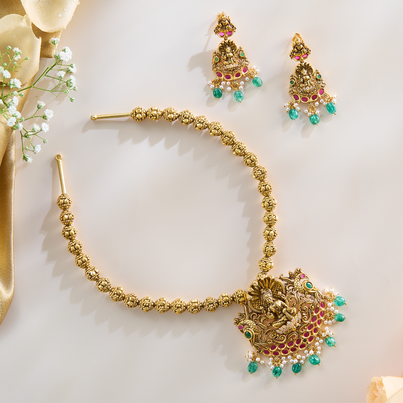 Regal Antique Long Necklace Set