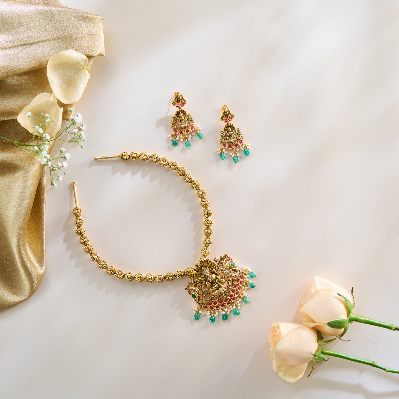 Regal Antique Long Necklace Set