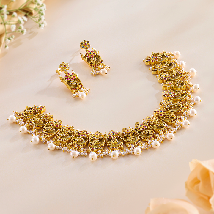 Regal Bloom Pearl Antique Necklace Set