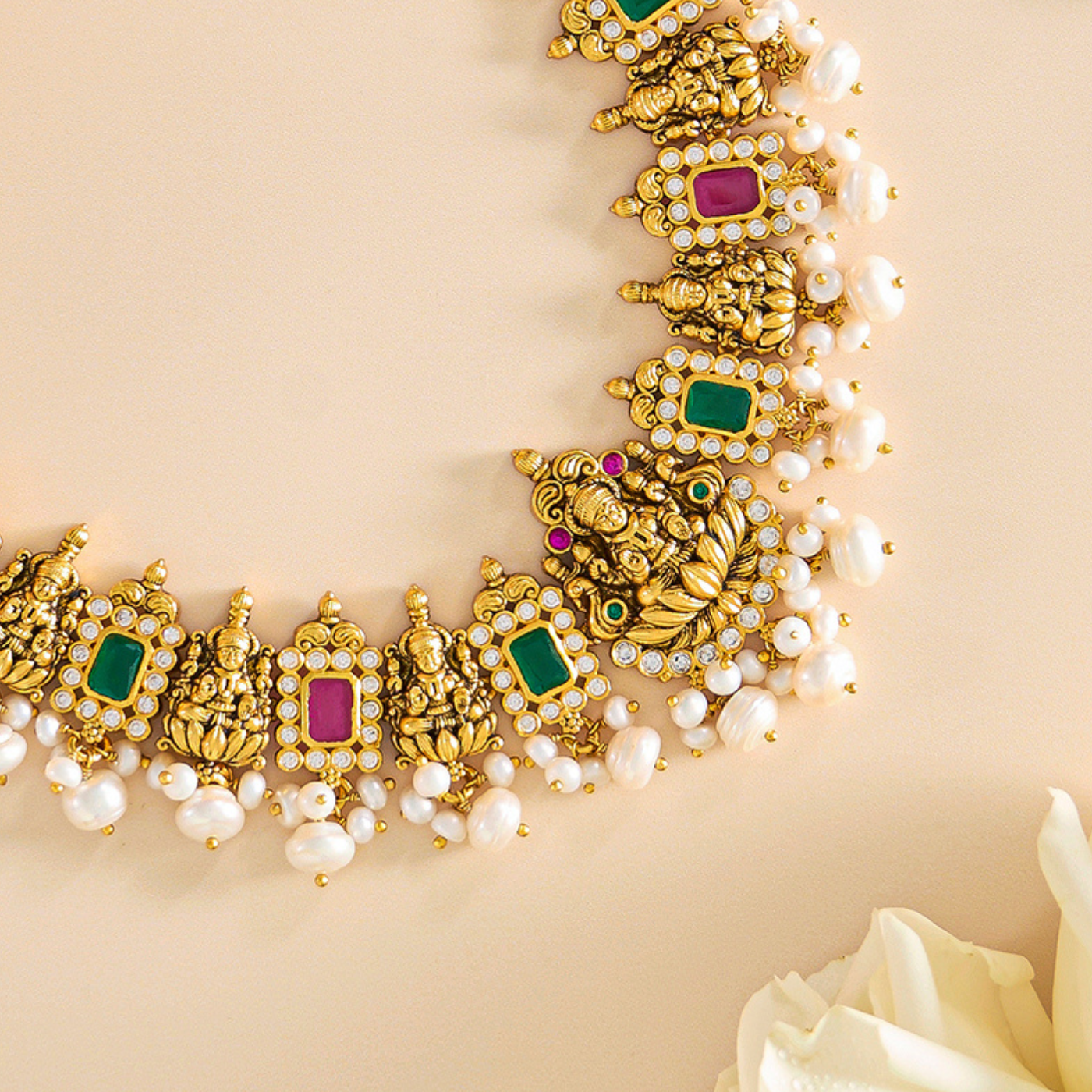 Regal Radiance Antique Pearl Necklace Set