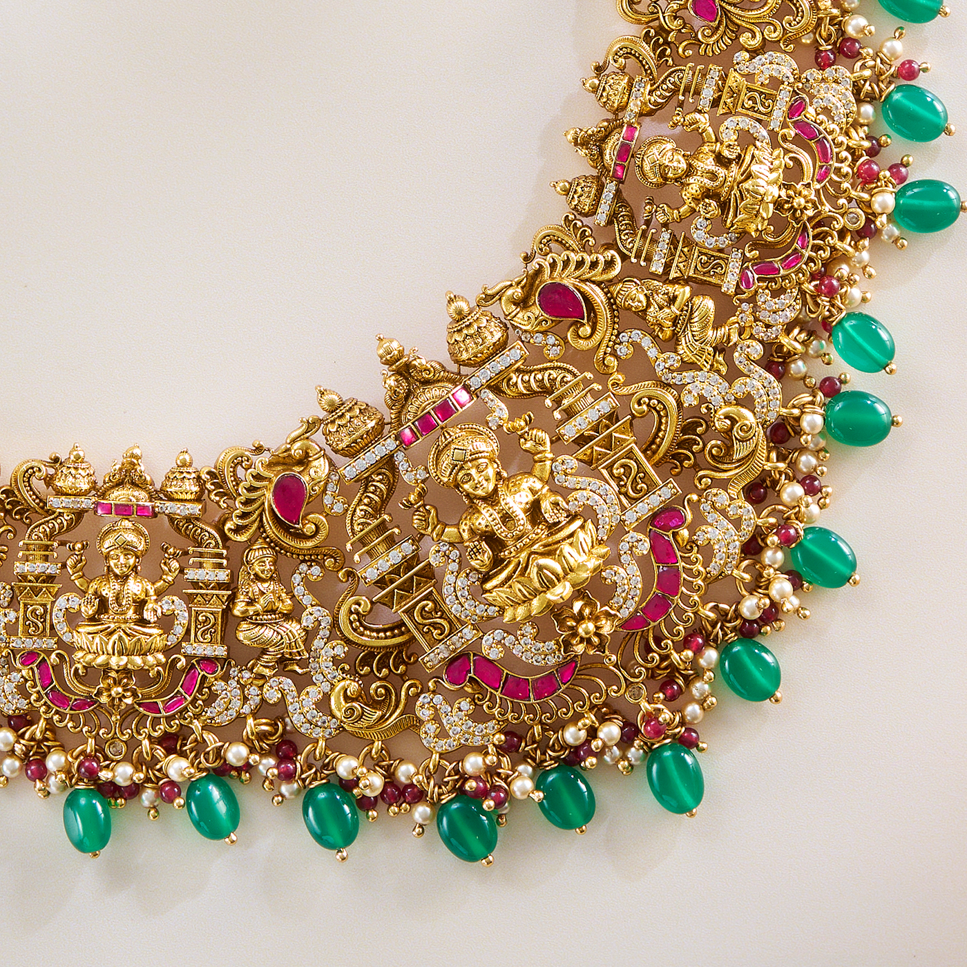 Majestic Heritage Nagas Necklace Set