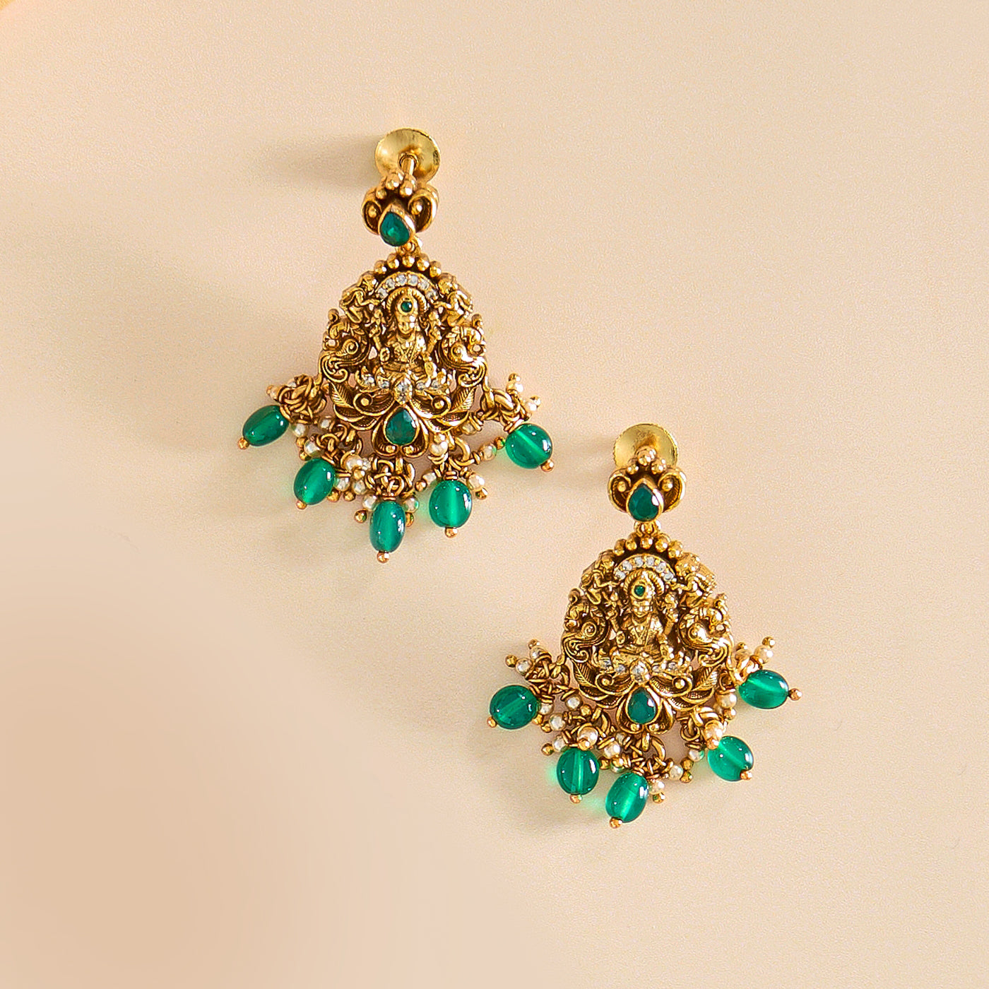 Royal Temple Jewellery Pendant Set