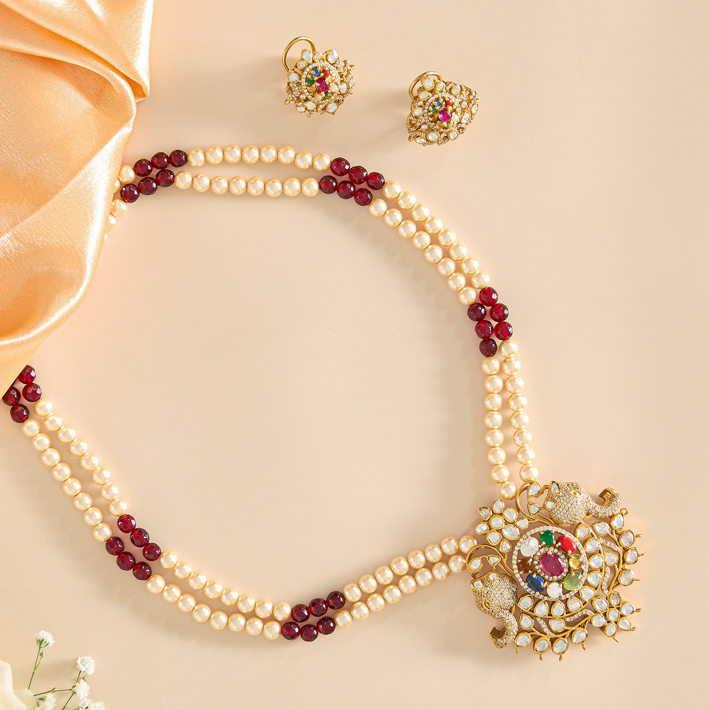 Vintage-Style Navratan Pendant Set