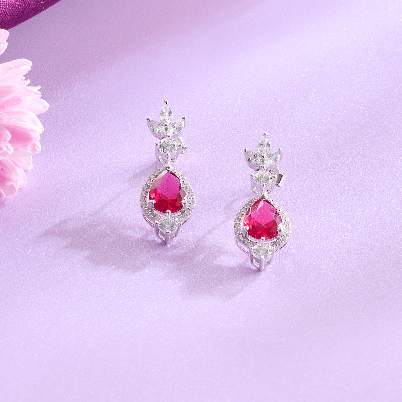 Blushing Splendour Red Teardrop Necklace & Earrings Ensemble