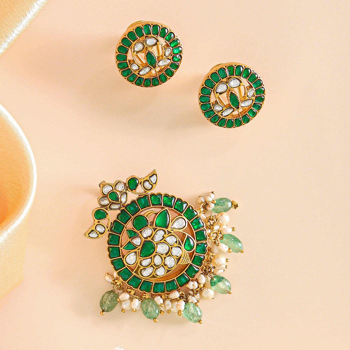 Traditional Green Kundan Pendant Set with Turtle Design