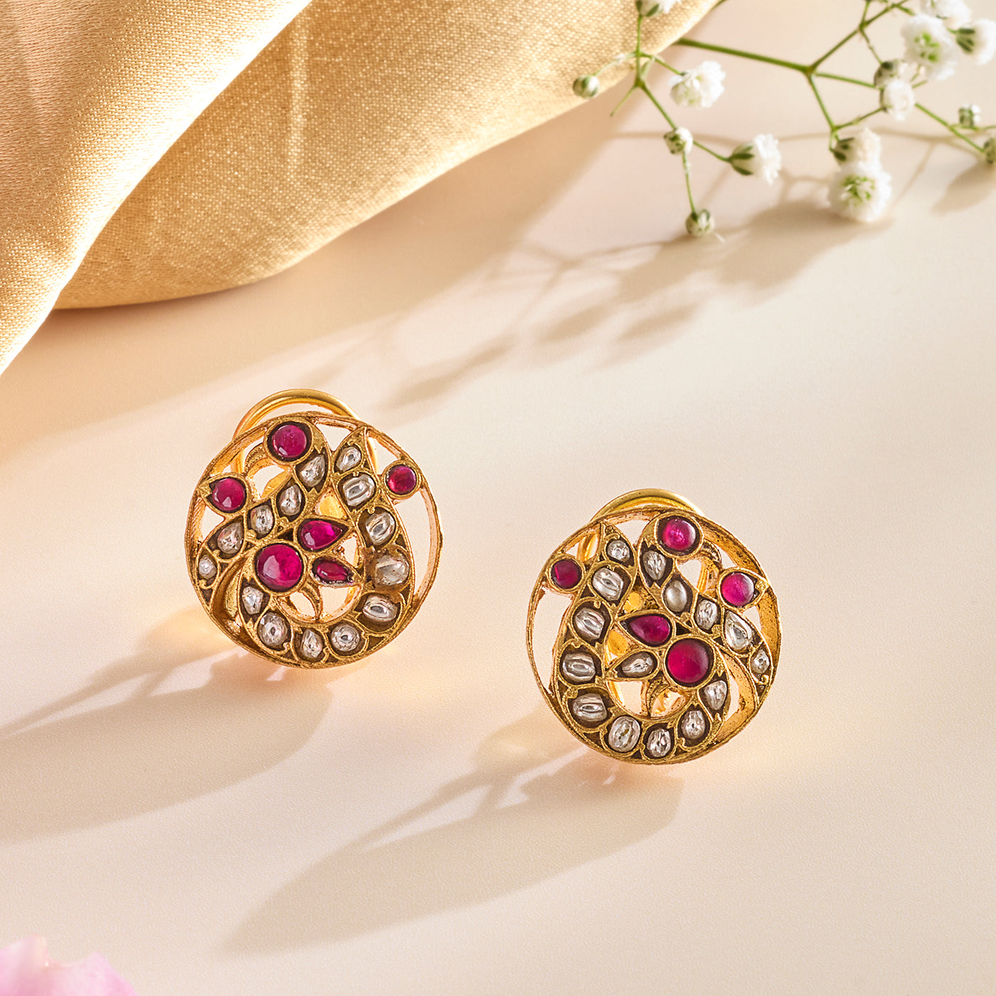 Majestic Kundan Eagle Pendant Set with Moissanite Accents