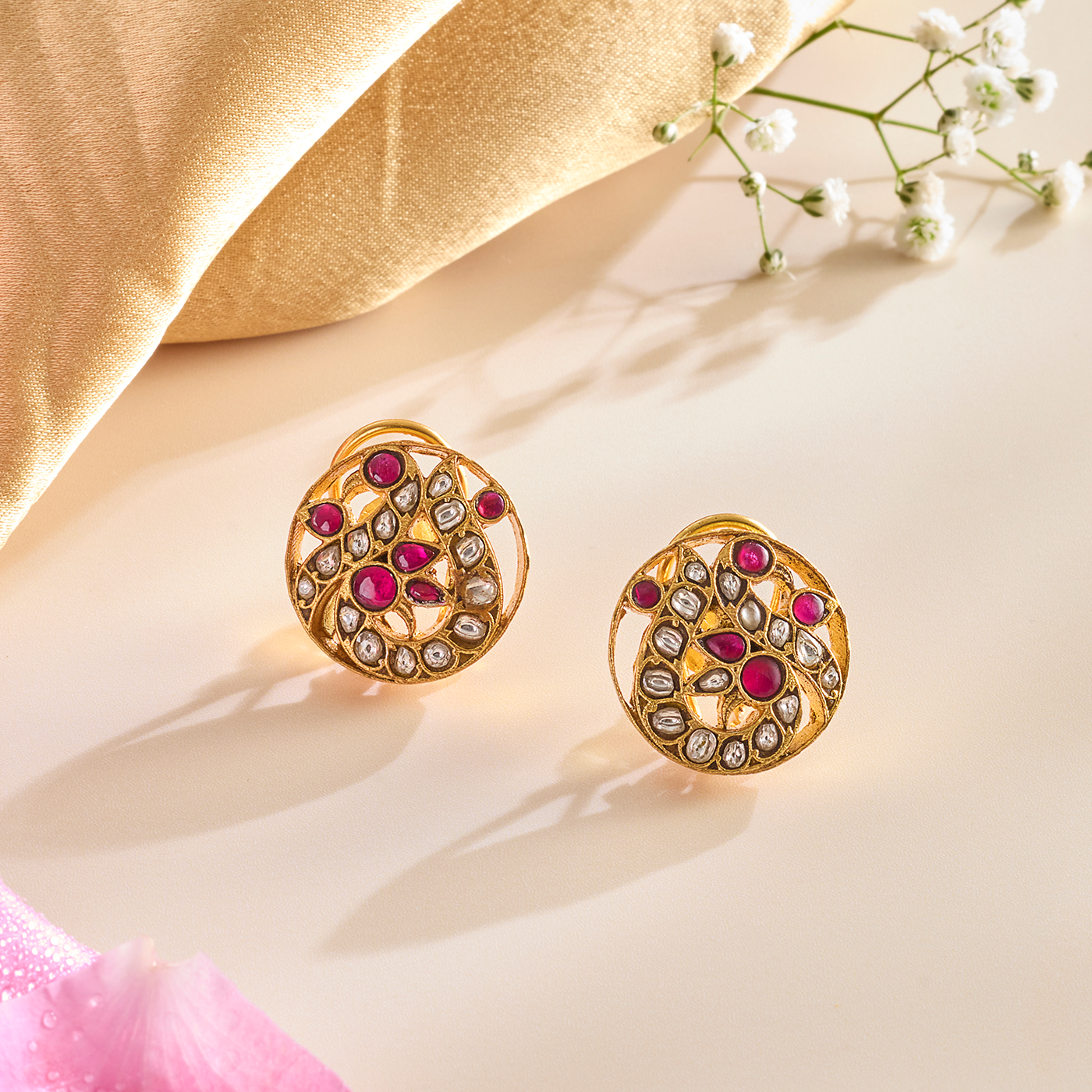 Majestic Kundan Eagle Pendant Set with Moissanite Accents