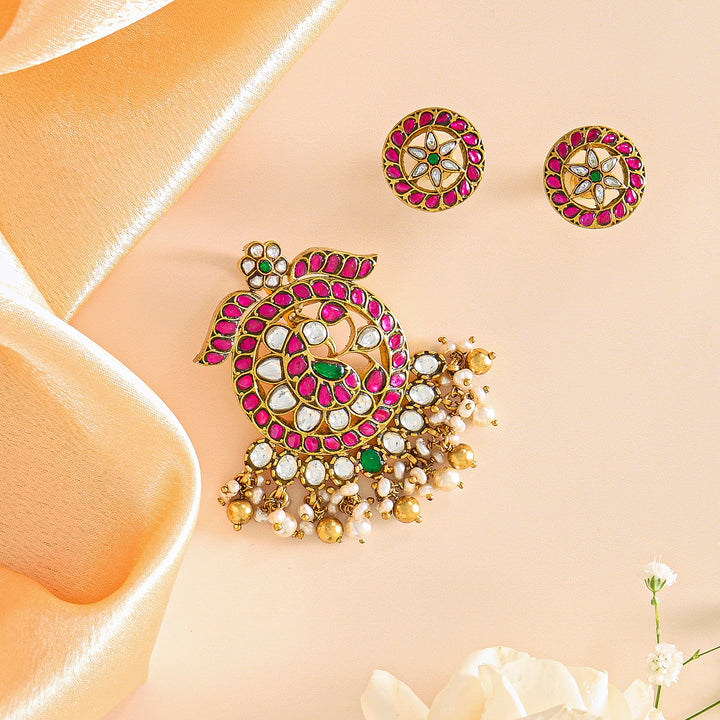 Pink Stone kundan Pendant Set with Green and White Accents