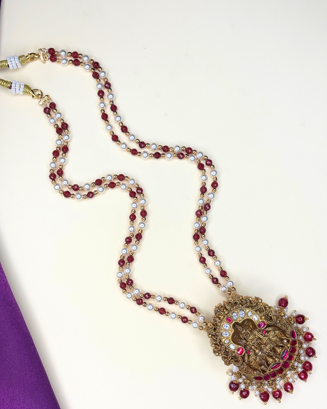Antique Lakshmi Kundan Pendant with Beads Necklace
