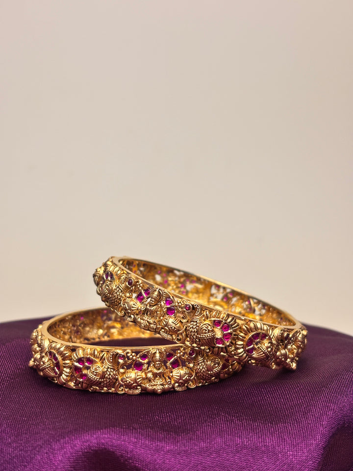 Rajalakshmi Temple Bangle Set