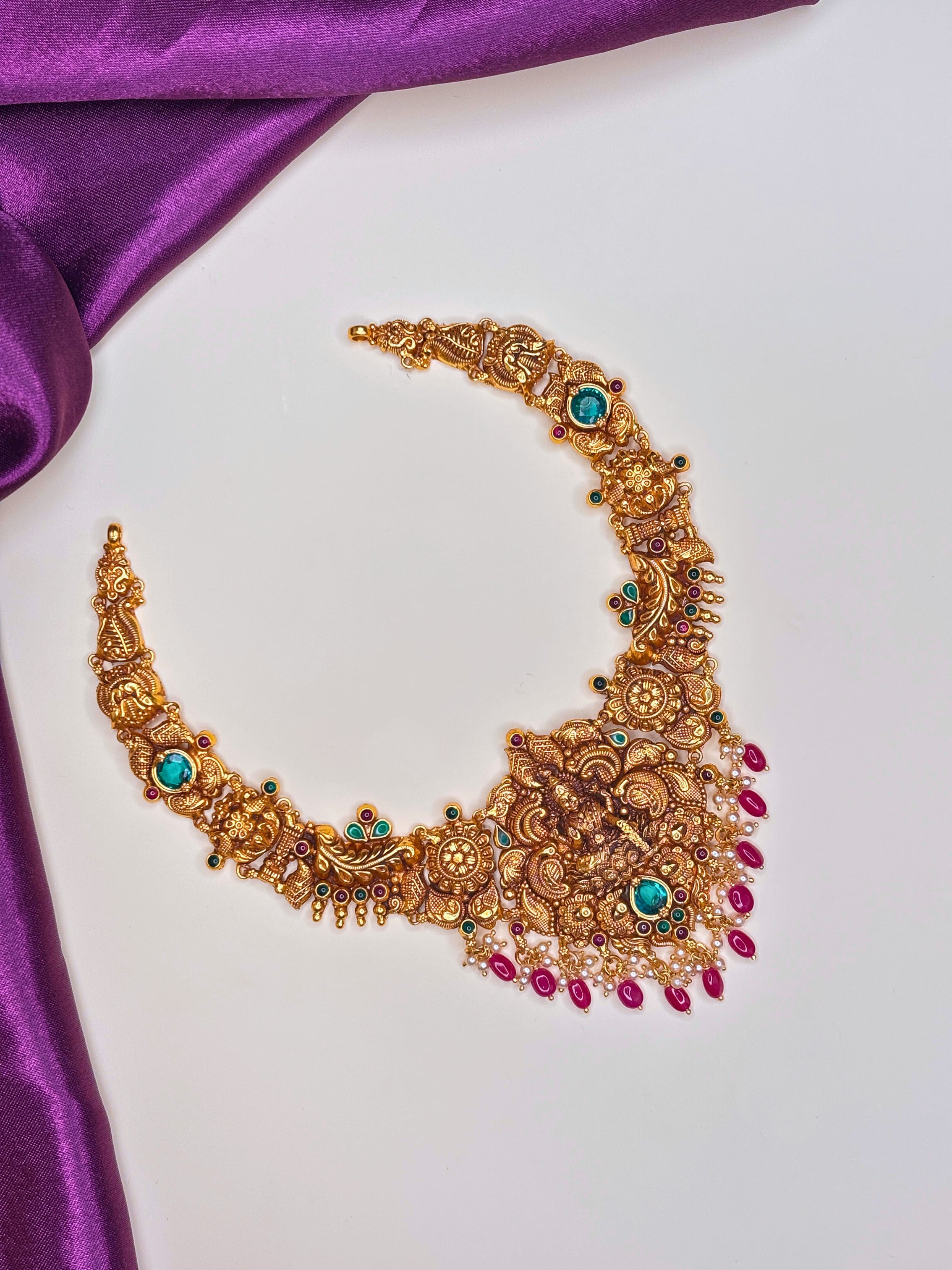 Lakshmi Prakriti Red Short Necklace