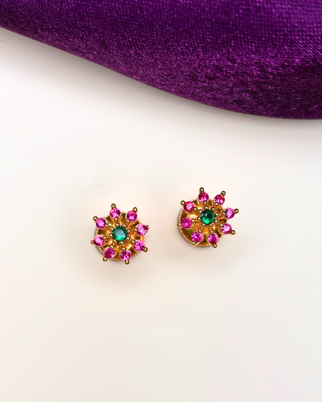 Rhea Studs