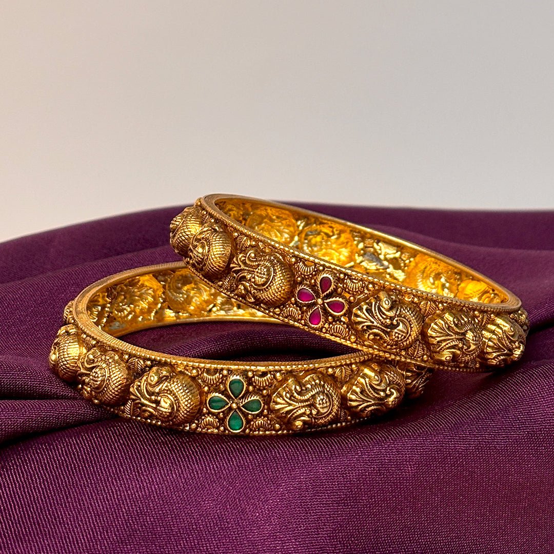 Elegant, Handcrafted Kundan Bangles Set - HS925
