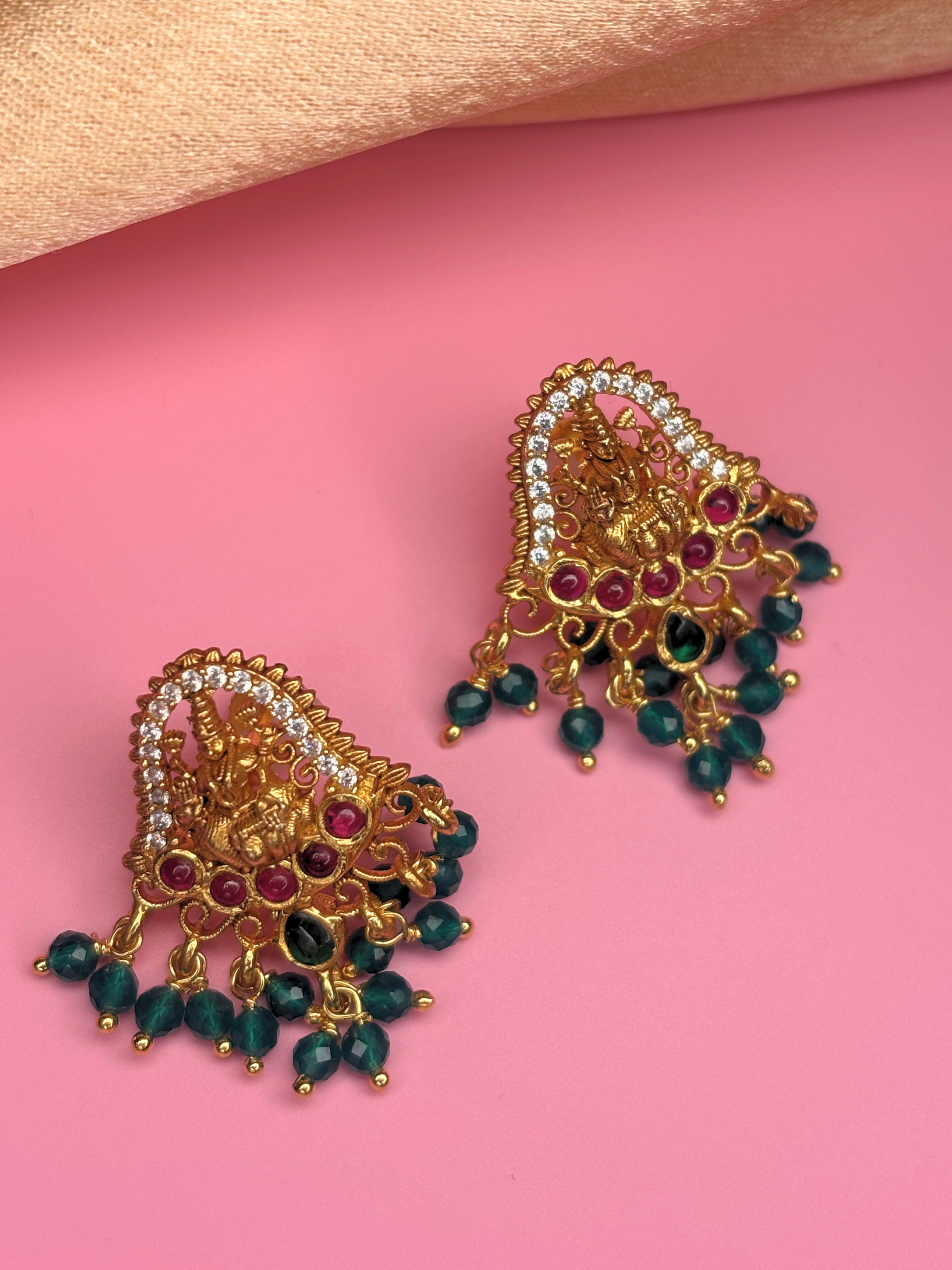 Padmashree Studs