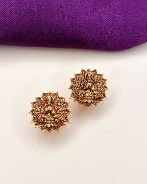 Padmalakshmi Studs