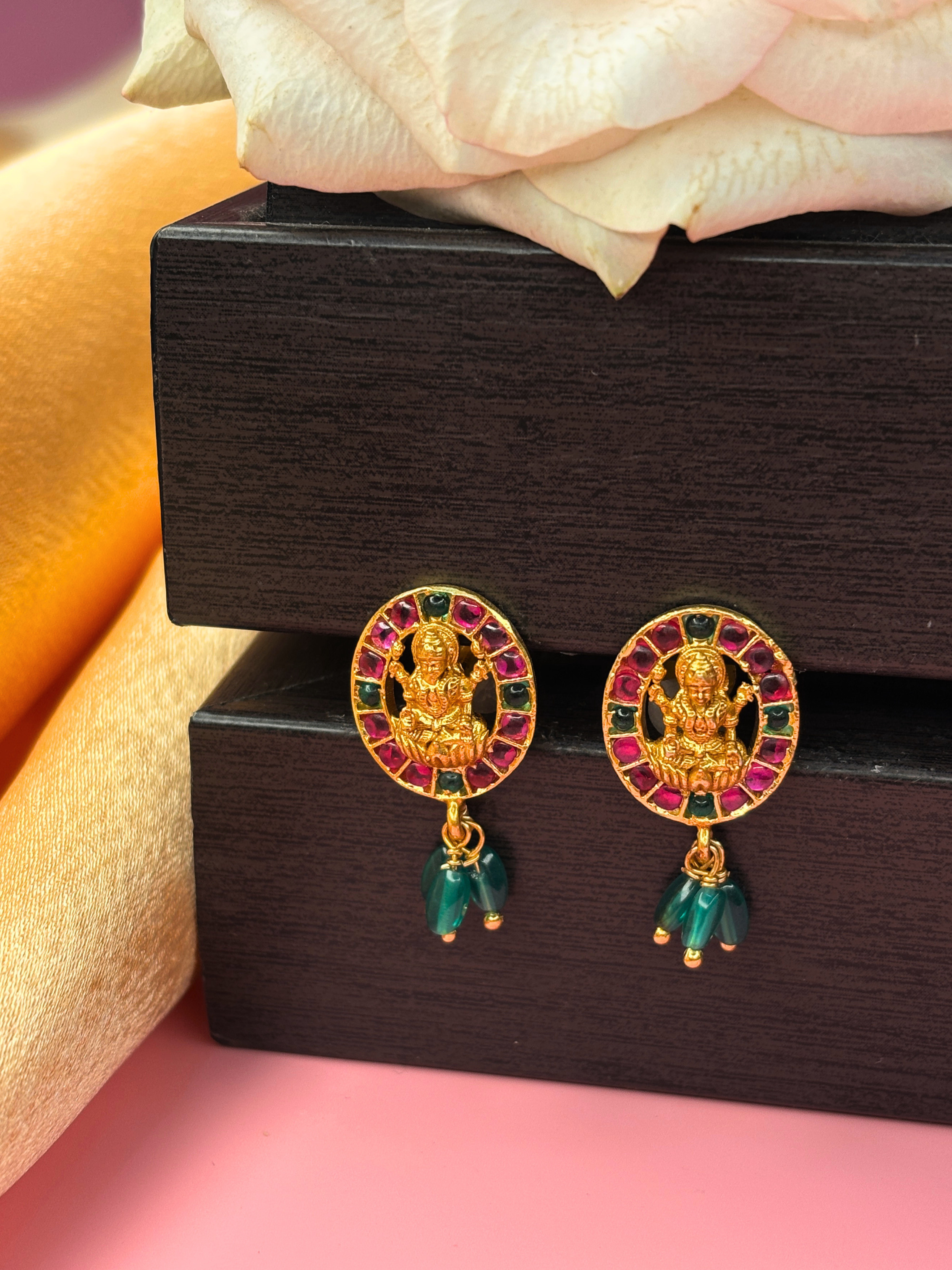 Kamalashri Studs