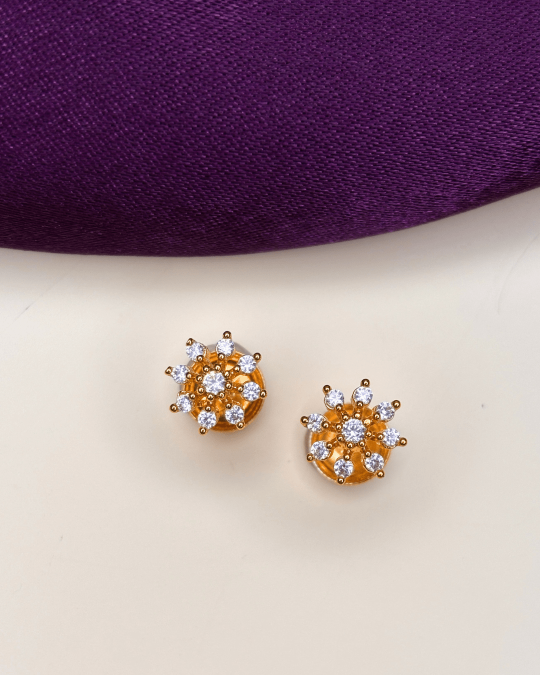 Kiara Studs - HS925