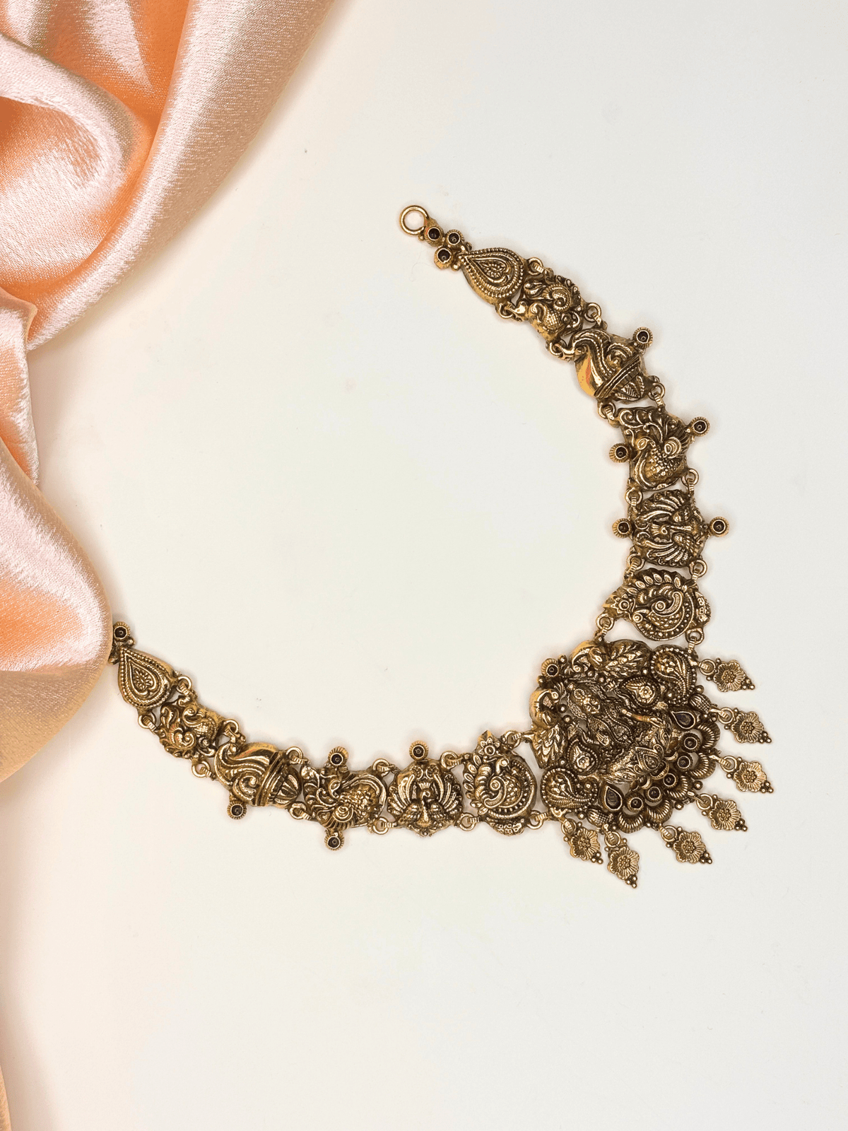 Lakshmi Kusuma Short Necklace - HS925
