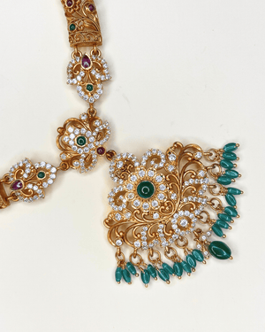 Madhulika Short Necklace - HS925