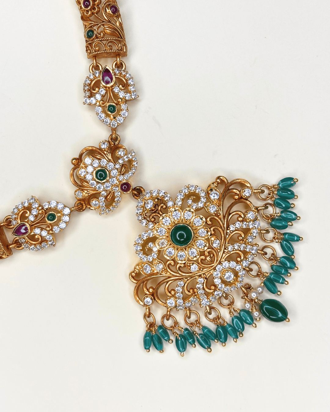 Madhulika Short Necklace - HS925