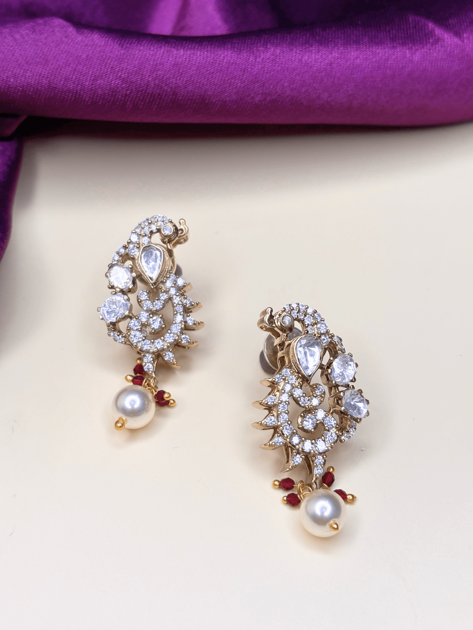 Pearl Mayura Necklace Set - HS925