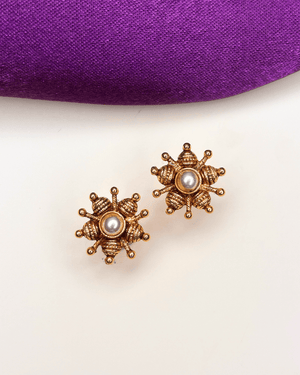 Pearl Tarini Studs - HS925