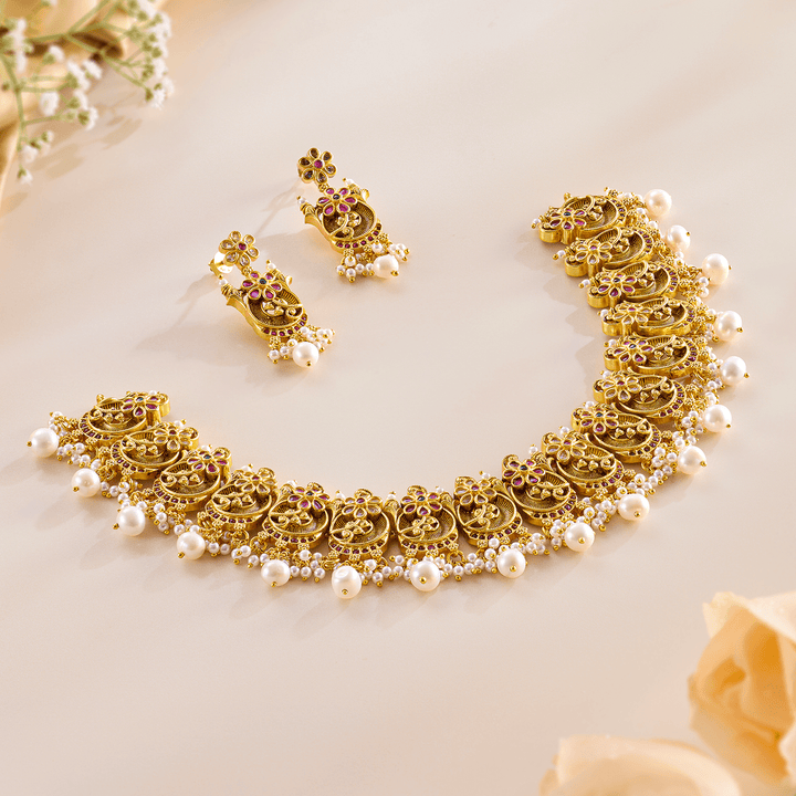 Regal Bloom Pearl Antique Necklace Set - HS925