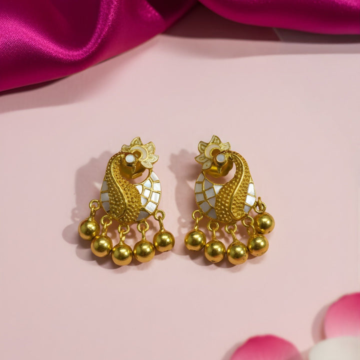 Regal Radiance Mother of Pearl Earrings - HS925