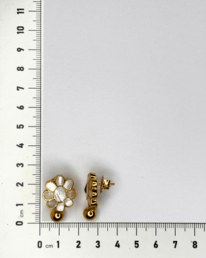 Roselle Mother of Pearl Studs - HS925